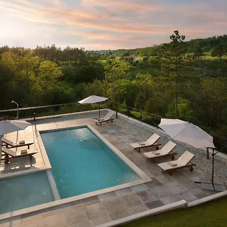 With A Swimming Pool Trviz, Central Istria - Sredisnja Istra - 18449 Pazin